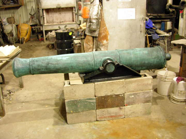 Finished Cannon with carriage, Forest City, Spanish Cannon replica, Max-Cast, 2013
